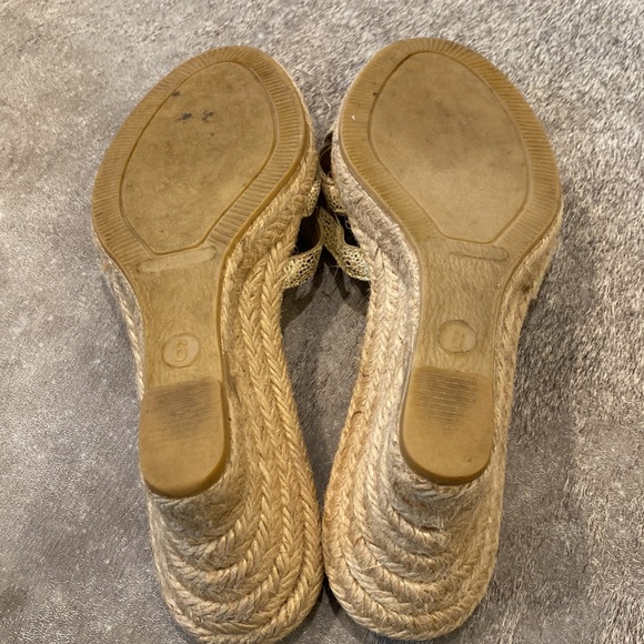 J Crew espadrilles gold leather wedges women’s size 6 - Picture 3 of 4